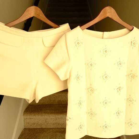 Ochirly Womens Summer Fashion Set, White Set, with Extra Cream Shorts - Picture 1 of 15